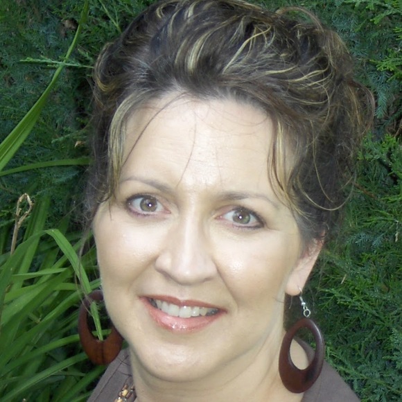 Meet your Posher, Annette - Picture 1 of 1